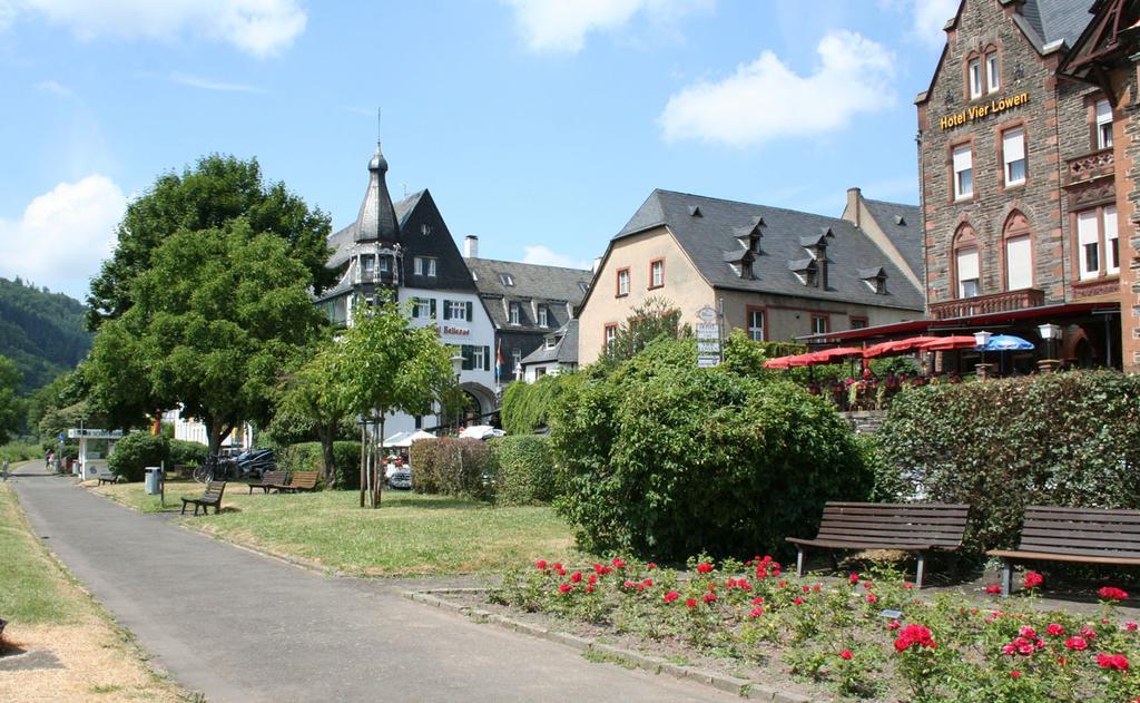 Hotel Vier Loewen Traben-Trarbach Eksteriør billede